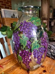 bottle 10-24-2018 grapes-villa-01