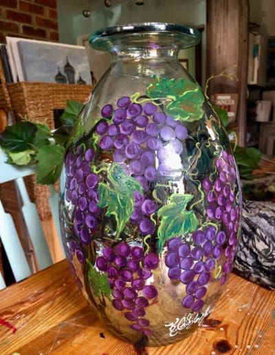 bottle 10-24-2018 grapes-villa-01